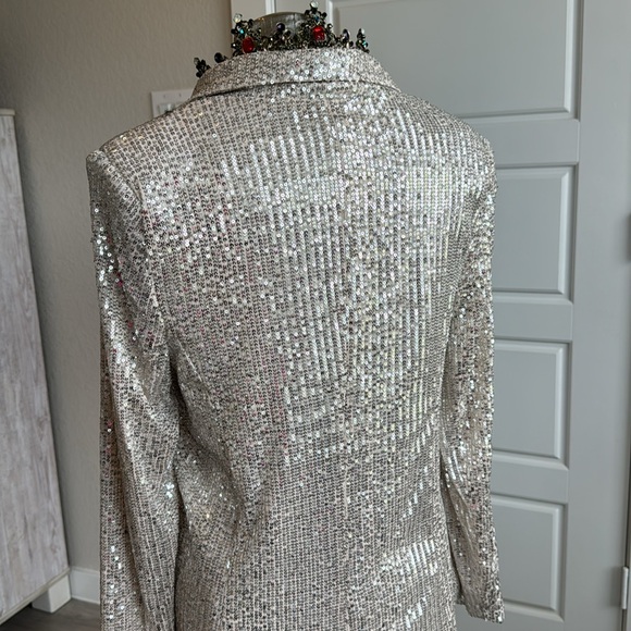 Jacket Party 🎈 - Picture 4 of 5